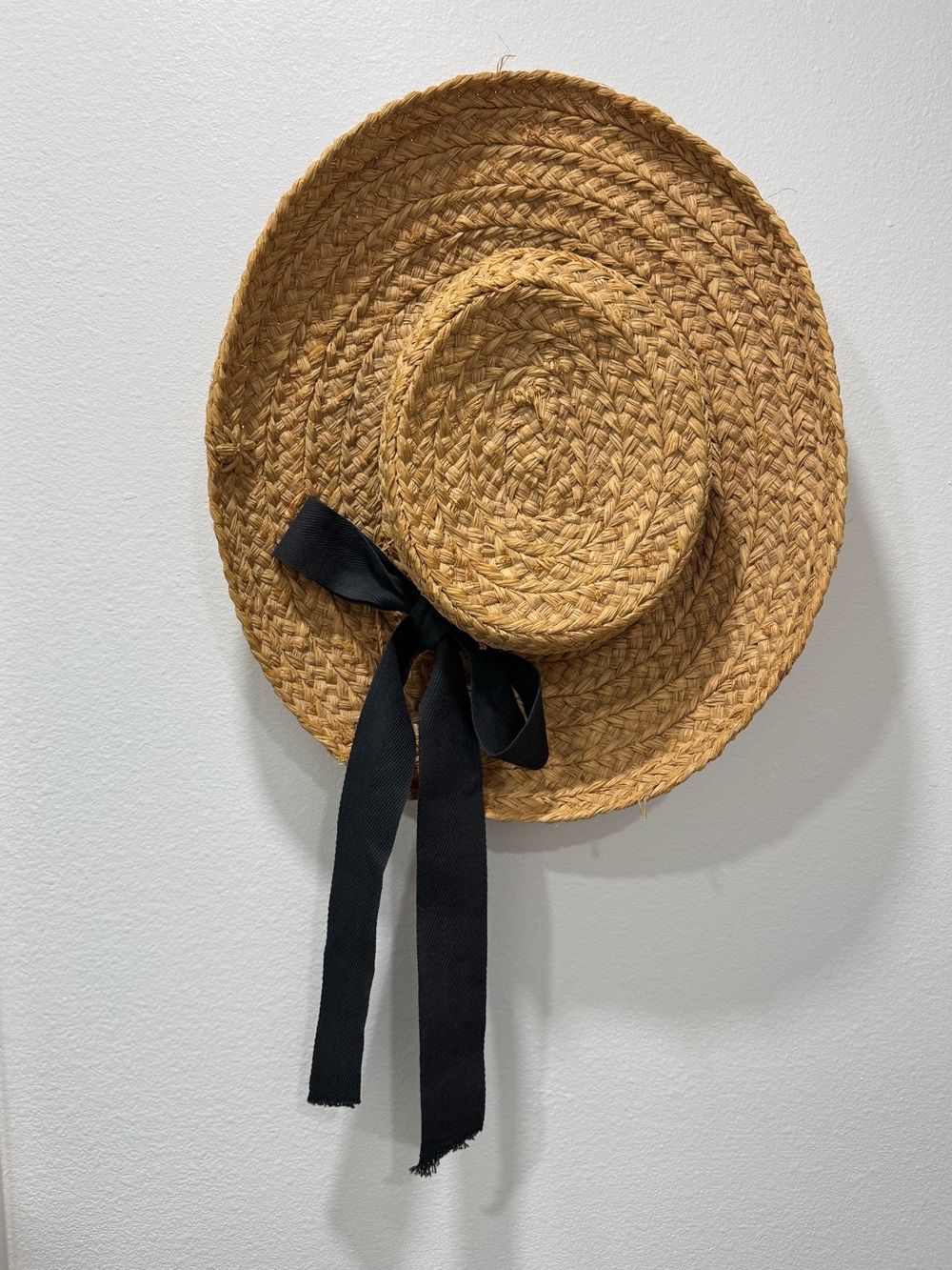 Helen Kaminski Handwoven Raffia Sun Hat Black Ribbon Made in Madagascar